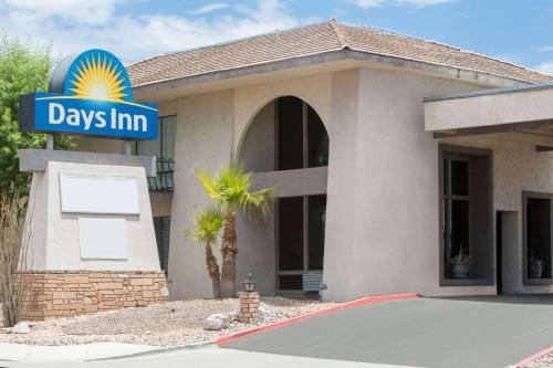 Lake Havasu City Hotel | Days Inn by Wyndham Lake Havasu
