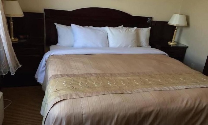 Athabasca Hotel | Days Inn by Wyndham Athabasca
