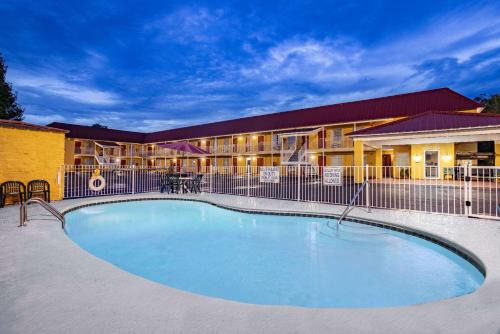 Barnwell Hotel | Days Inn by Wyndham Barnwell
