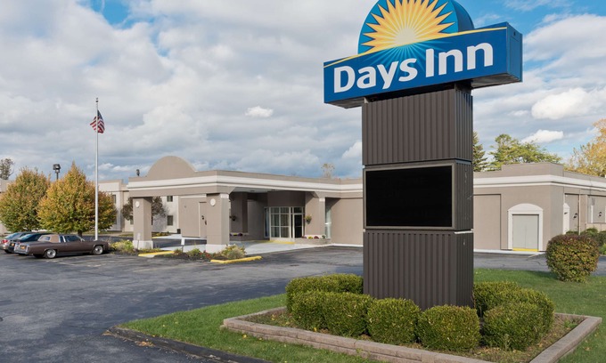 Batavia Hotel | Days Inn by Wyndham Batavia Darien Lake Theme Park