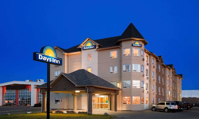 Bonnyville Hotel | Days Inn by Wyndham Bonnyville