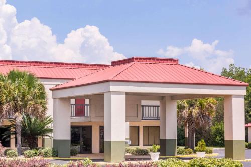 Dublin Hotel | Days Inn by Wyndham Dublin GA
