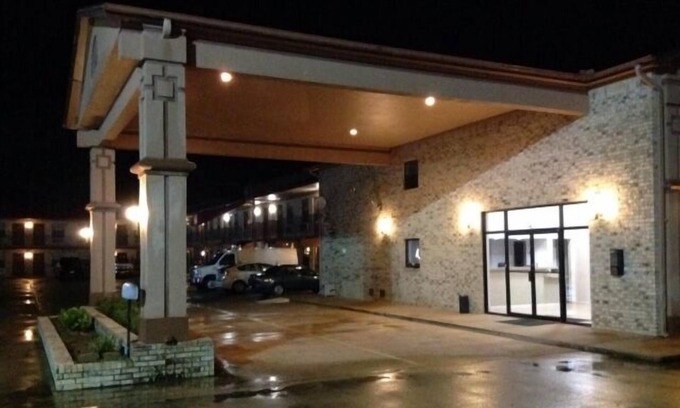 Dumas Hotel | Days Inn by Wyndham Dumas Arkansas