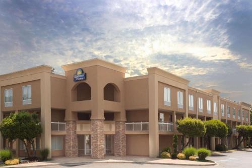 Greenville - Spartanburg Hotel | Days Inn by Wyndham Greenville