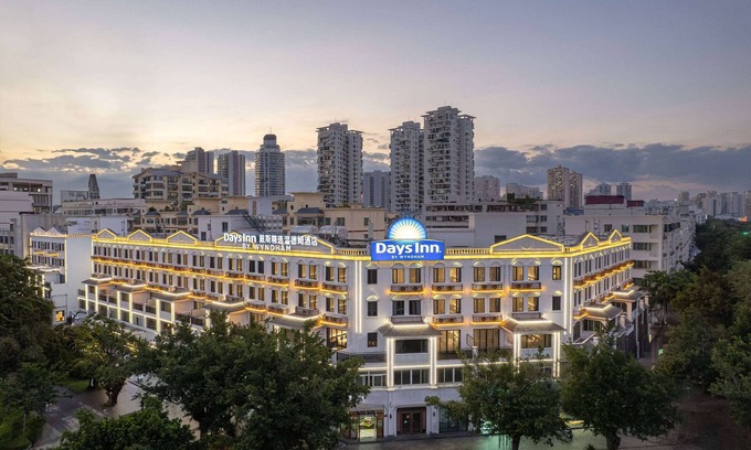 Sanya Hotel | Days Inn By Wyndham Hainan Sanya Bay