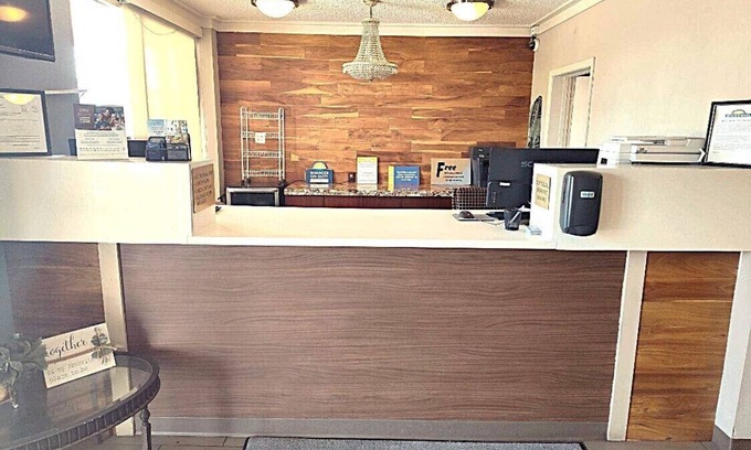 Jonesboro Hotel | Days Inn by Wyndham Jonesboro AR