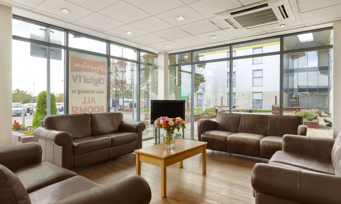 Oadby Hotel | Days Inn by Wyndham Leicester Forest East M1