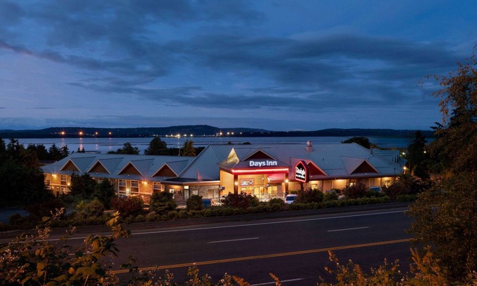 Regional District of Nanaimo Hotel | Days Inn by Wyndham Nanaimo