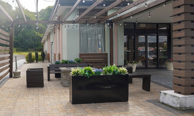 Southington Hotel | Days Inn by Wyndham Southington