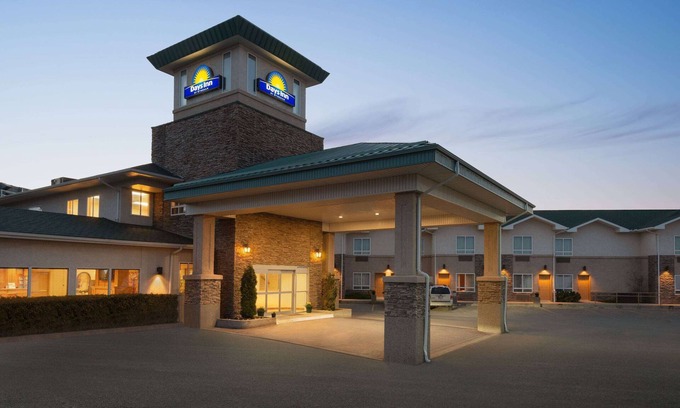 Swift Current Hotel | Days Inn by Wyndham Swift Current