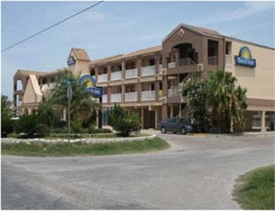 North Beach Hotel | Days Inn by Wyndham Corpus Christi Beach