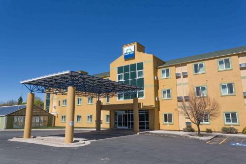 Vernal Hotel | Days Inn by Wyndham Vernal