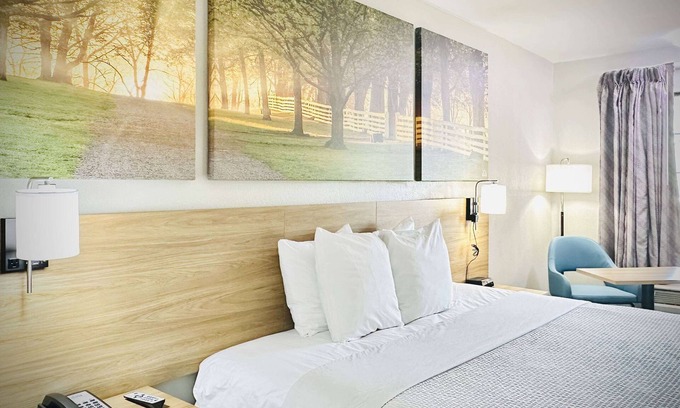 Alexandria West Hotel | Days Inn by Wyndham WestEnd Alexandria,VA Washington DC Area
