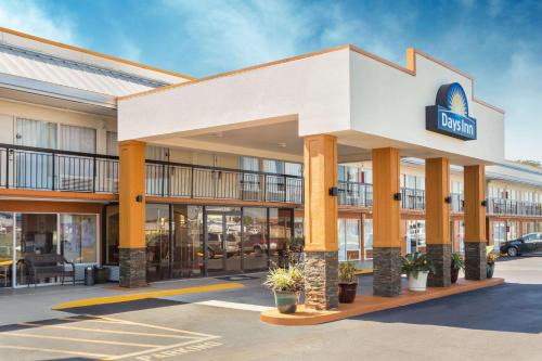 Wildwood Hotel | Days Inn by Wyndham Wildwood I-75