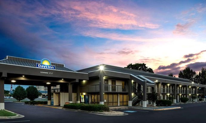 Wilson Hotel | Days Inn by Wyndham Wilson