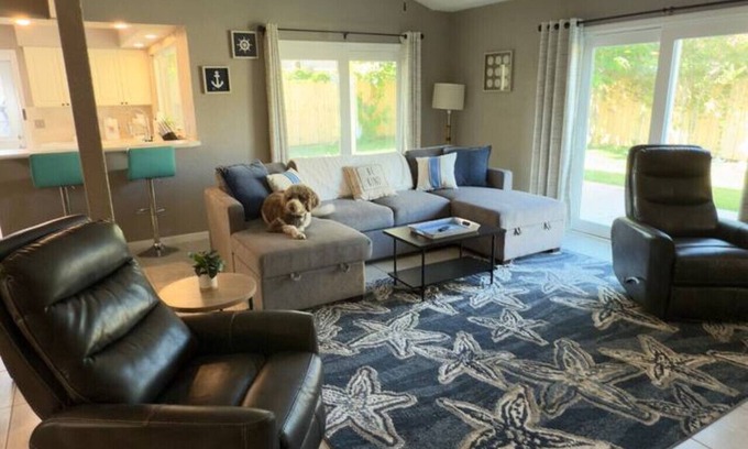 South Daytona House | Daytona Drift Pet Friendly Clean & Affordable