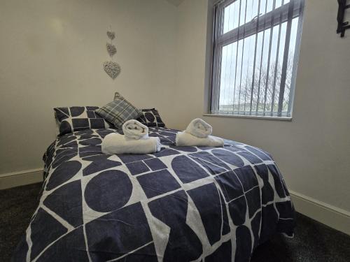 Brierfield Apartment | DDR House Room Only