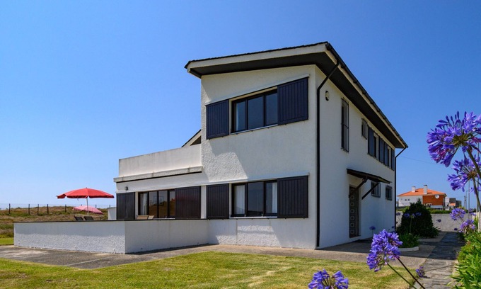 Viana do Castelo House | De Carreço by Interhome