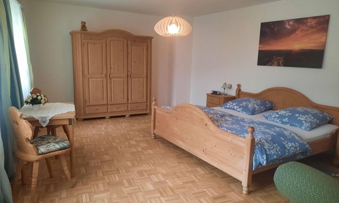 Ilbesheim Apartment | Apartment Silbernagel - 2-bed apartment