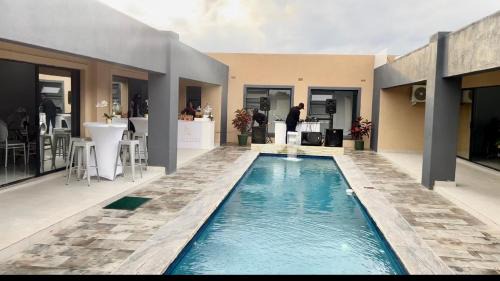 Bulawayo Bed & Breakfast | De Lux Villa