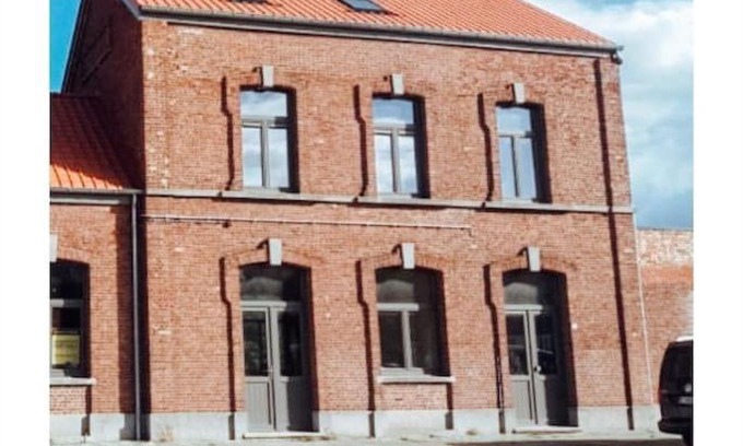 Tessenderlo House | De oude statie