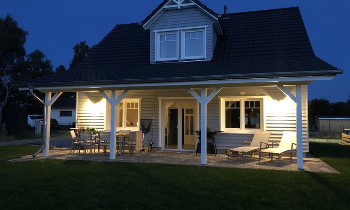 Rheinsberg House | Vacation home Haus Hyggelig directly on the Großer Zechliner See