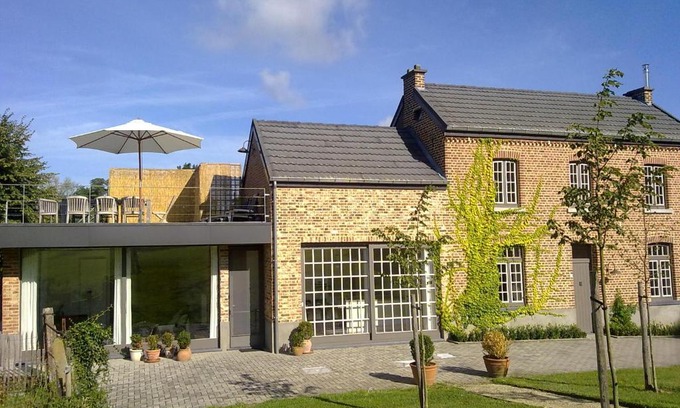 Kuttekoven House | De Waterkriek