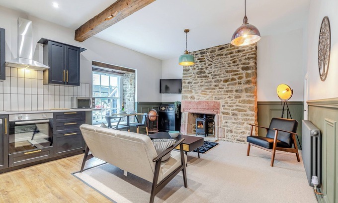 Chapel en le Frith Cottage | Deacons Apartment 2 - UK45212