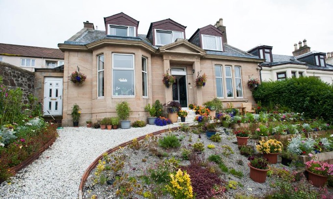 Kilmarnock Bed & Breakfast | Dean Park Guest House