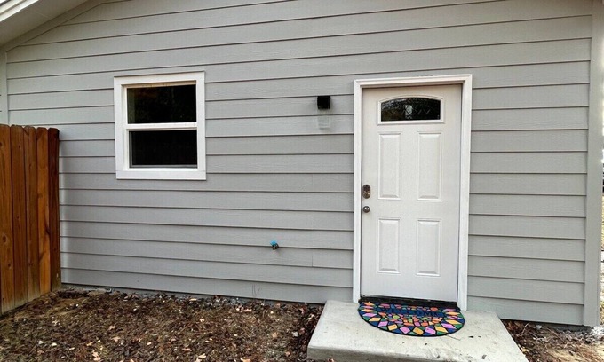 Decatur Apartment | Decatur Bungalow Cozy Comfort & Convenience