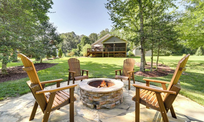 Cullowhee House | Deck + Mtn Views: Riverfront Cullowhee Home