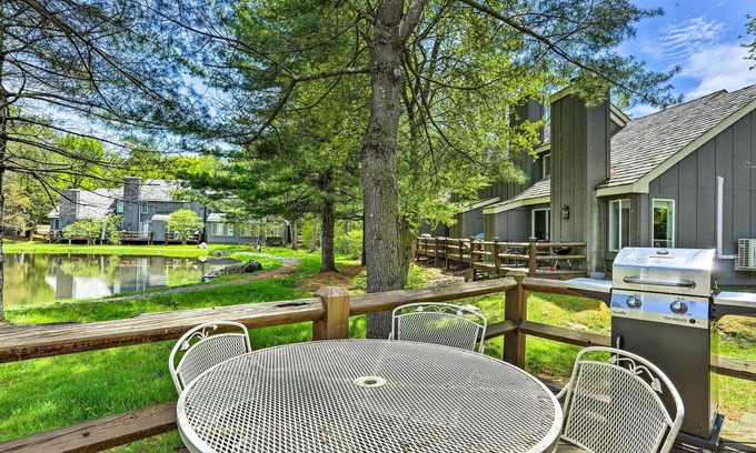 White Haven House | Deck & On-Site Fishing Pond: Lake Harmony Home!