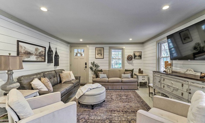 Frank House | Deck + Views: Spacious Newland Home!