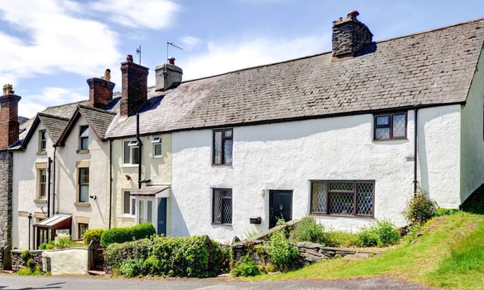 Corwen House | Dee Mount in the beautiful Corwen