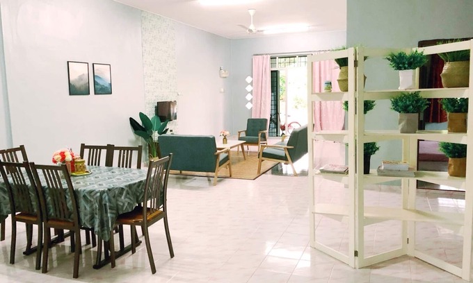 Kangar House | Deena Homestay (Utan Aji), Spacious, 6-8pax, Free Wifi
