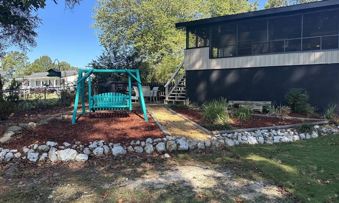 Centre House | Deep Water Lake House