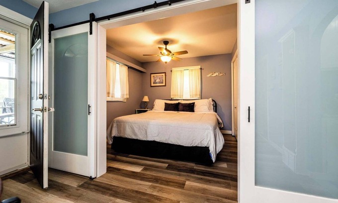 Paw Paw Lake Cottage | Deer Forest Cottage