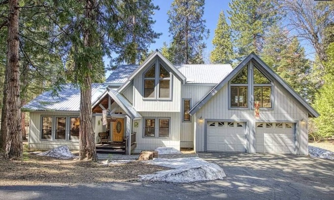 Granite Ridge Cabin | Deer Meadow Cabin @ Shaver Lake