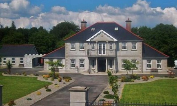 Swinford Bed & Breakfast | Deerpark Manor Bed & Breakfast