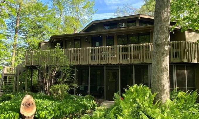 Fontana Apartment | Deerpath Retreat at Abbey Springs