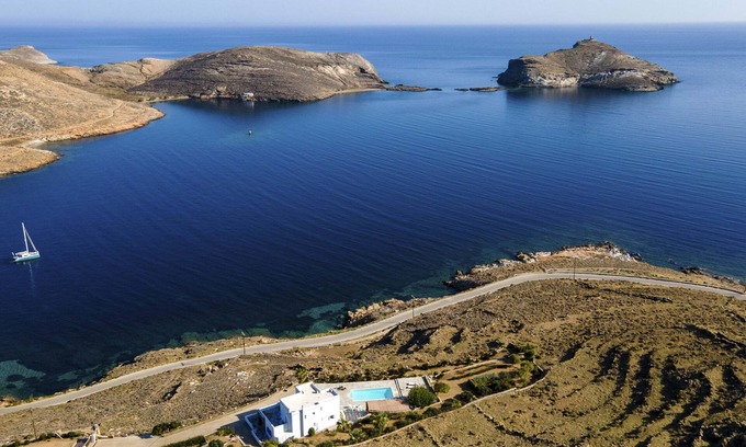 Panormos Villa | Definition of privacy and sea view