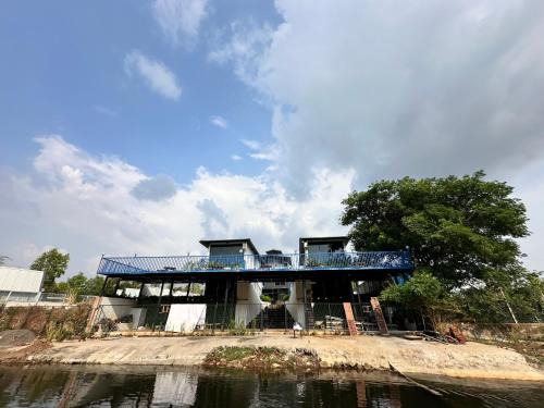 Ulhasnagar Resort | Deja Blu The River View Resort