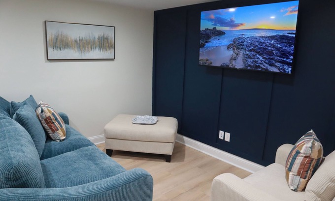 Supply House | Deja Blue at the beach! within 1.5 mile from the beach with boat parking!