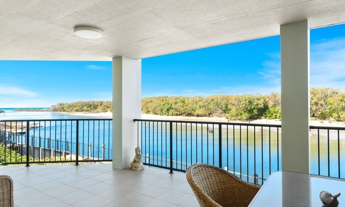 Kingscliff Apartment | Deja Blue on the Creek