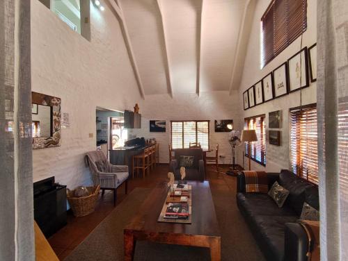 Dullstroom House | Delagoa Cottage Dullstroom