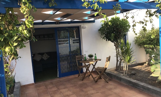 Caleta de Fuste Apartment | Delia Caleta de Fuste Vacation Home 100 meters from the beach