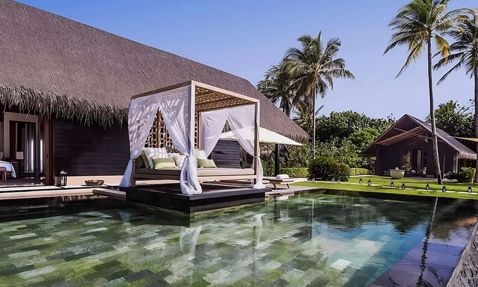 Reethi Rah Apartment | Delight in Premium Suites & Unique Lifestyle! Beach View w/Private Pool