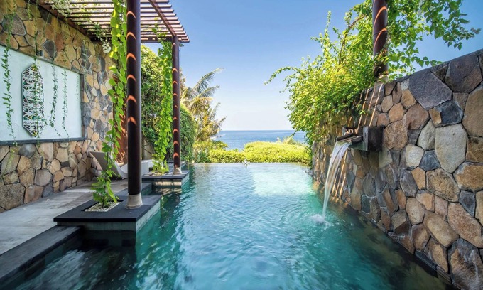 Seraya Villa | Delight One-Bedroom Villa with Private Pool and Garden