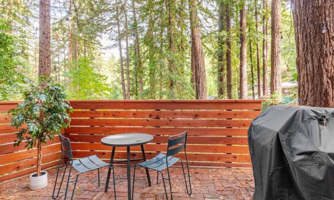 Boulder Creek Cottage | Delightful 1-Bedroom Cottage in Boulder Creek