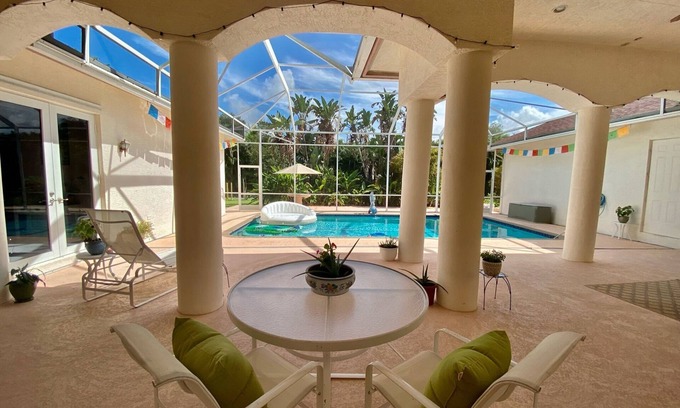 Palm Beach Country Estates House | Delightful 3 bedroom home on over 1 acre